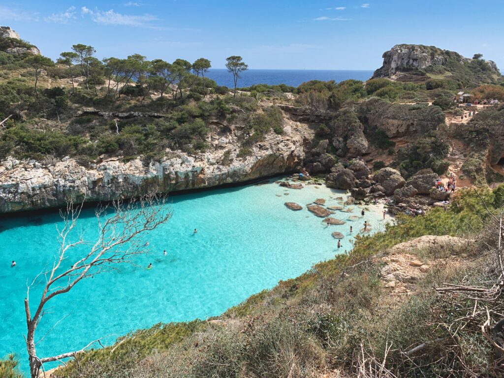 Mallorca met kinderen, Caló des Moro baai op het eiland