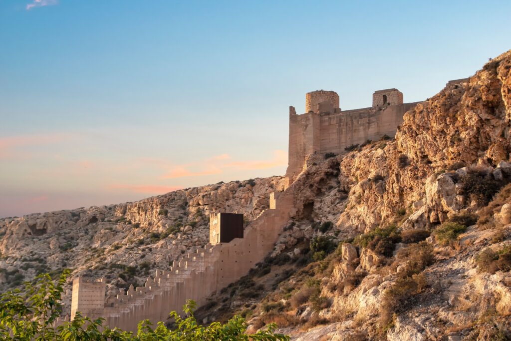 De Alcazaba, het kasteel van Almeria met uitzicht over de stad