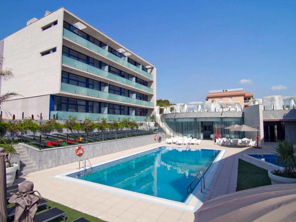 Apolo Suites