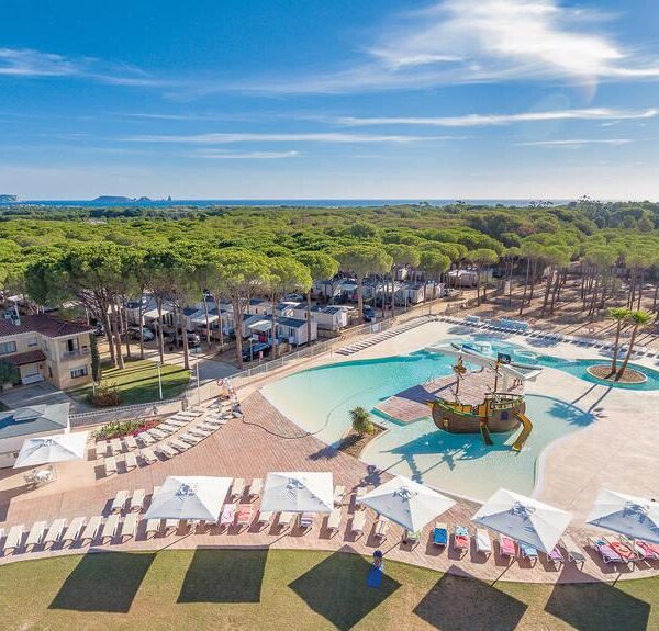 Cypsela Resort