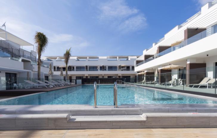 Esmeralda Cotillo Homes LIVVO