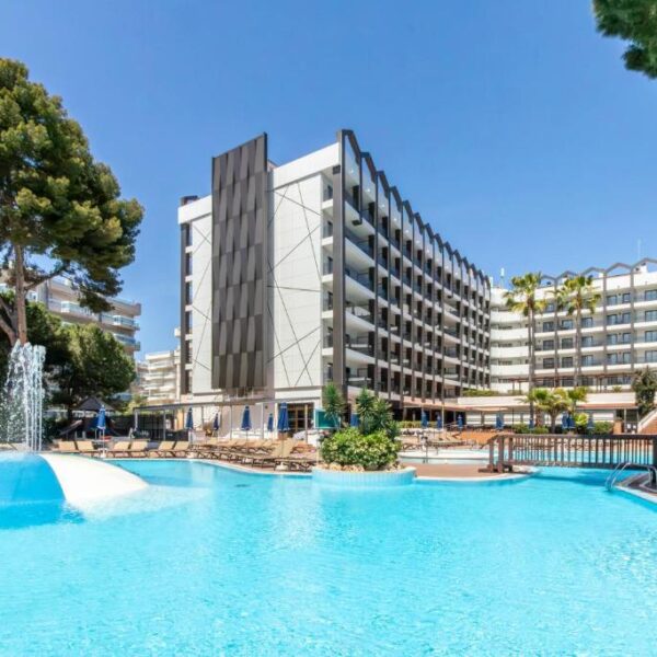 Golden Avenida Suites