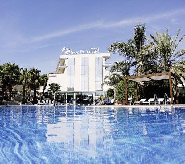 Gran Palas Spa En Beach