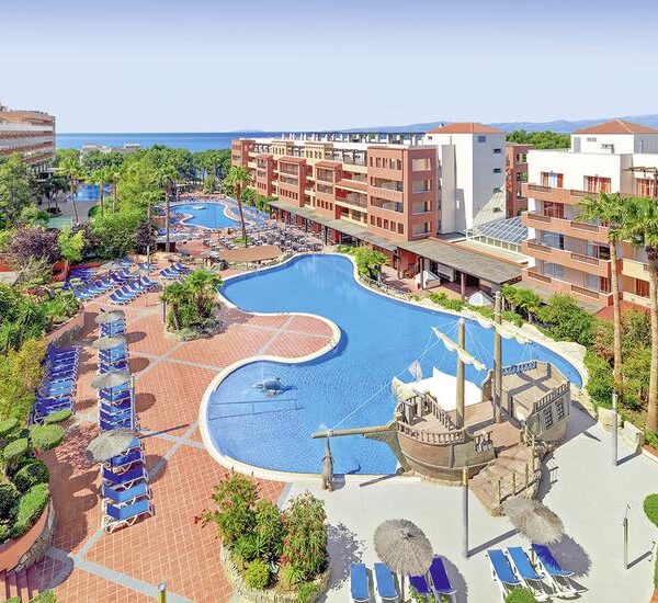 H10 Mediterranean Village