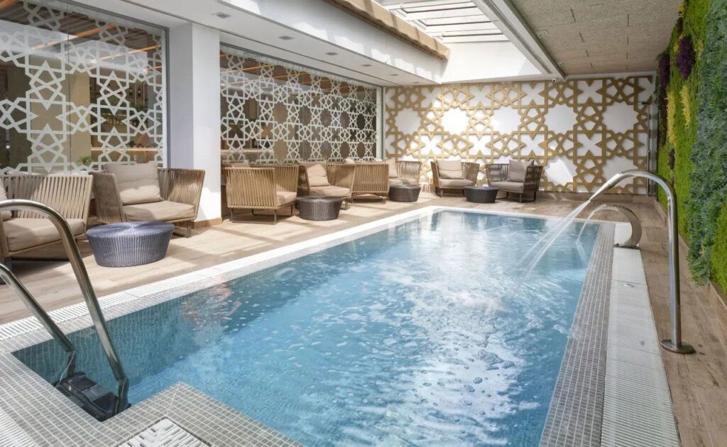 Hotel Catalonia Giralda
