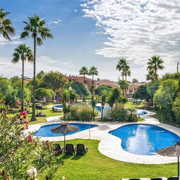 Hotel Diamond Los Amigos Beach