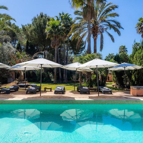 Hotel Es Revellar Art Resort