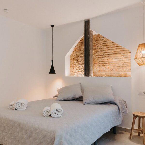 Hulot Valencia