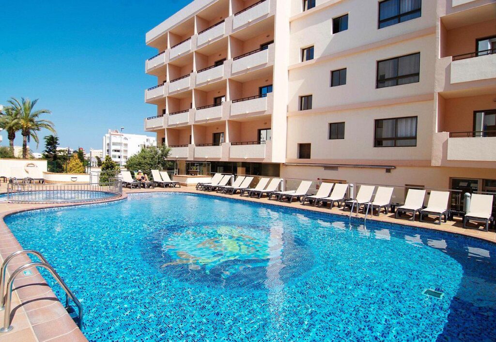 Invisa La Cala