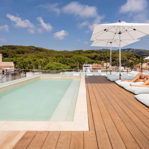 Neptuno Apartments