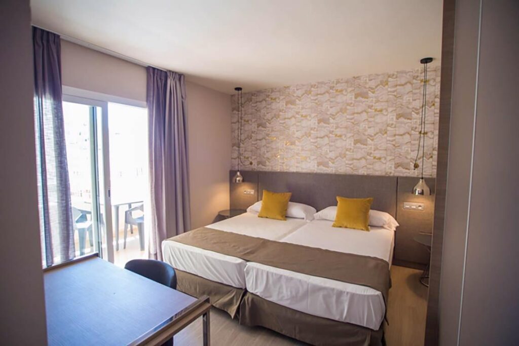 Ona Marbella Inn