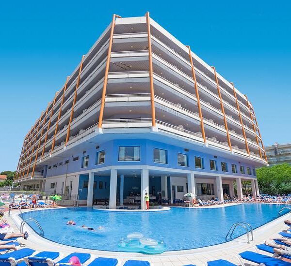 Ponient Piramide Salou World