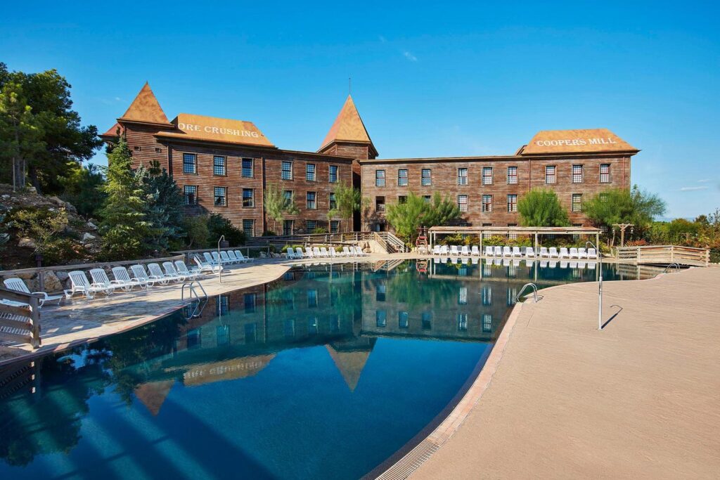 PortAventura Gold River