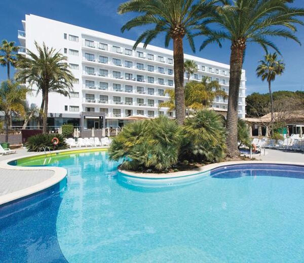 RIU Bravo