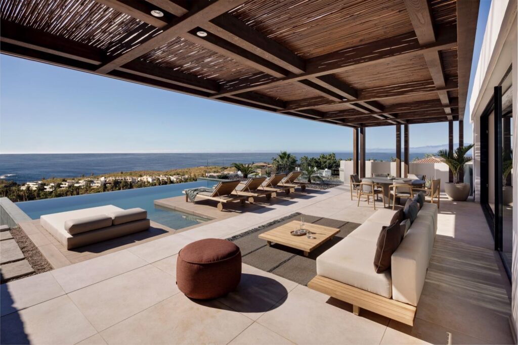 ROYAL HIDEAWAY Corales Villas
