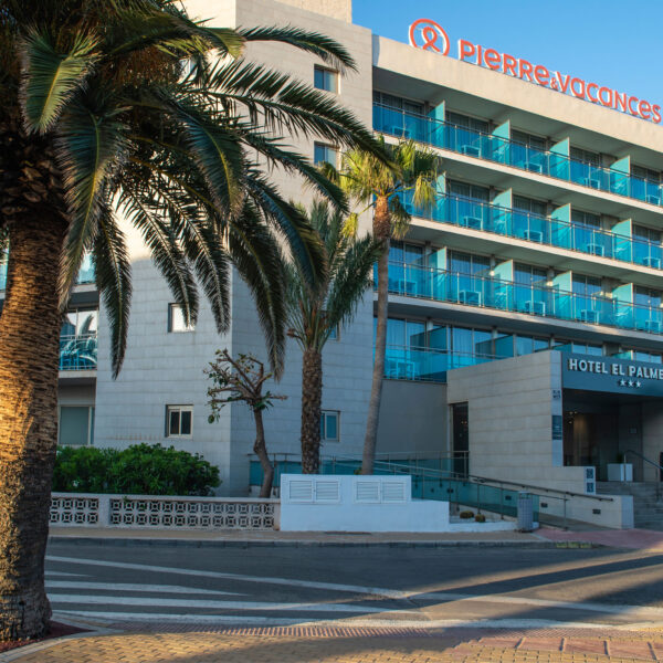 Roquetas el Palmeral by P&V