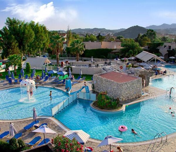 Sun Palace