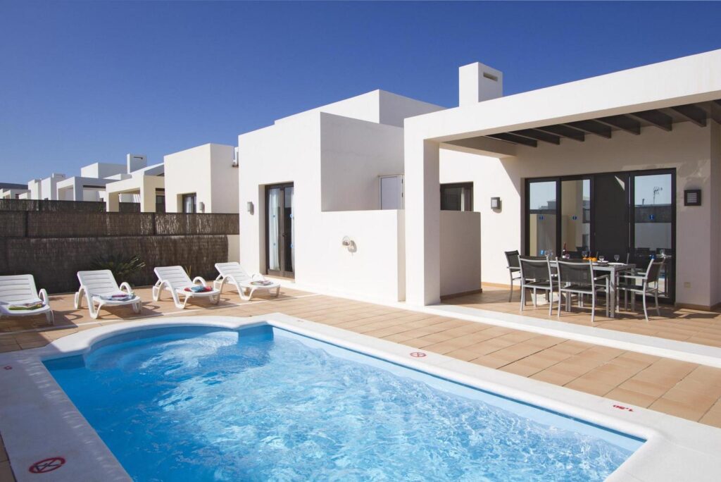 Villa Ereza Villas Las