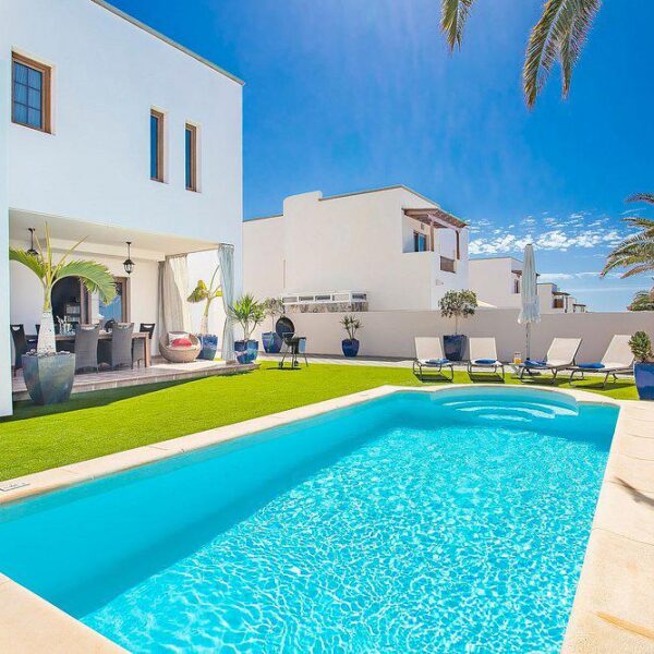 Villa Las Caletas Village