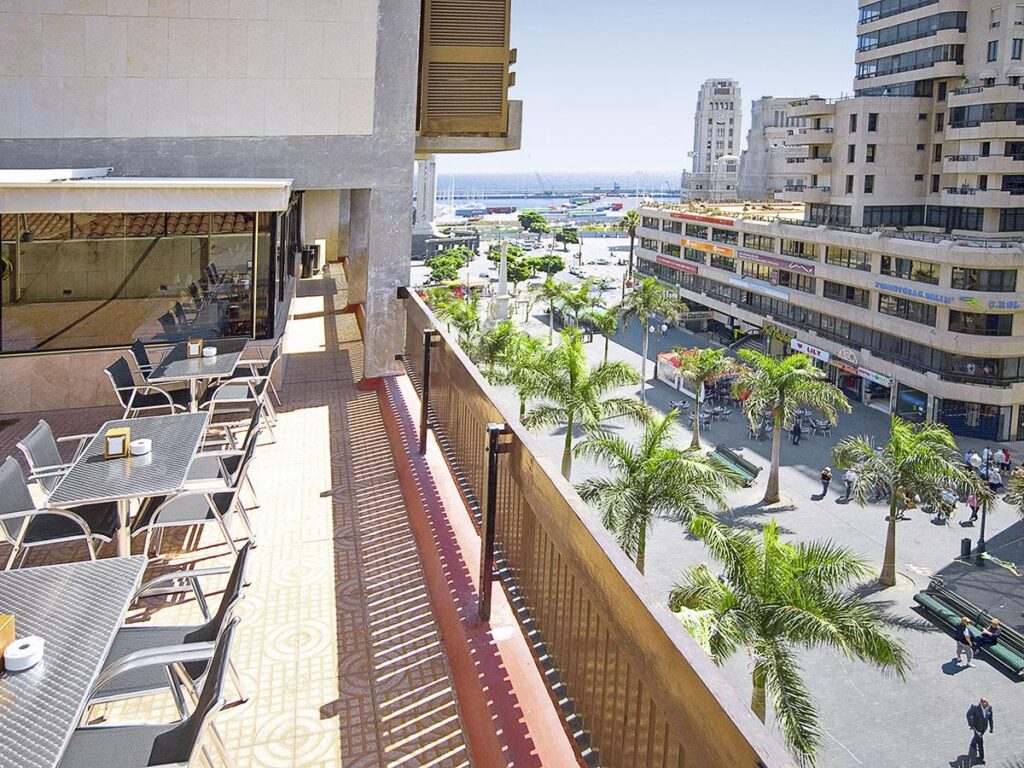 Adonis Plaza