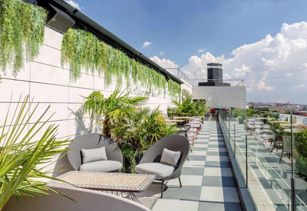 Radisson RED Madrid